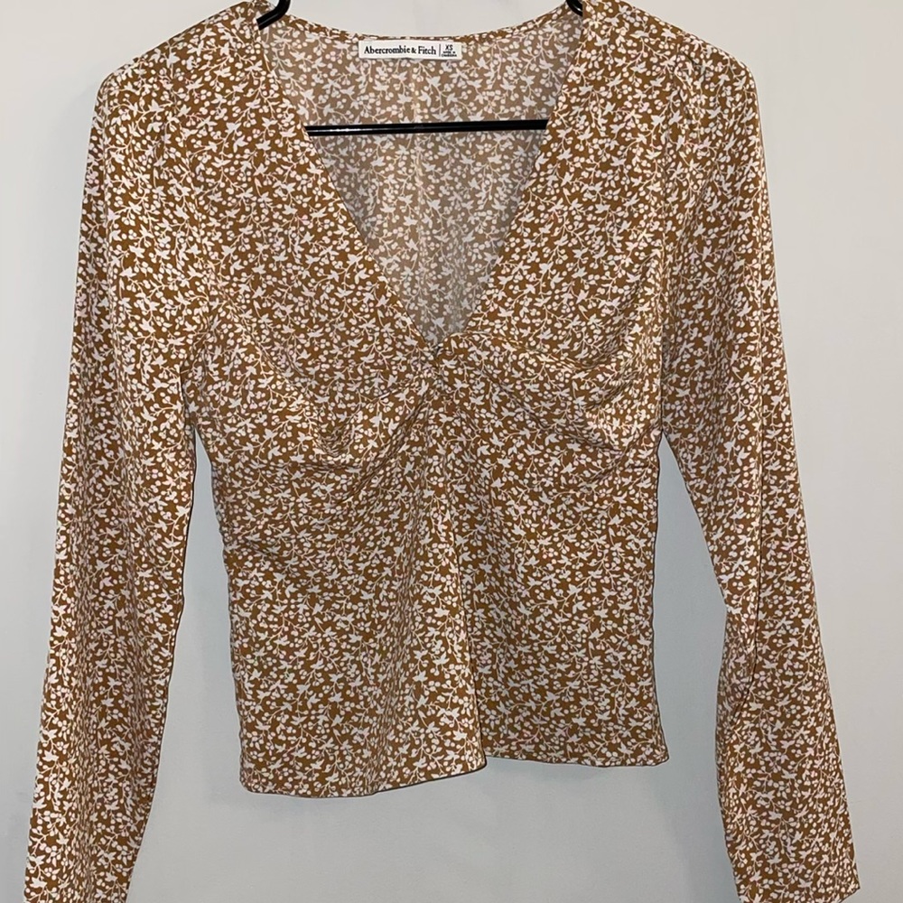 Abercrombie & Fitch Top